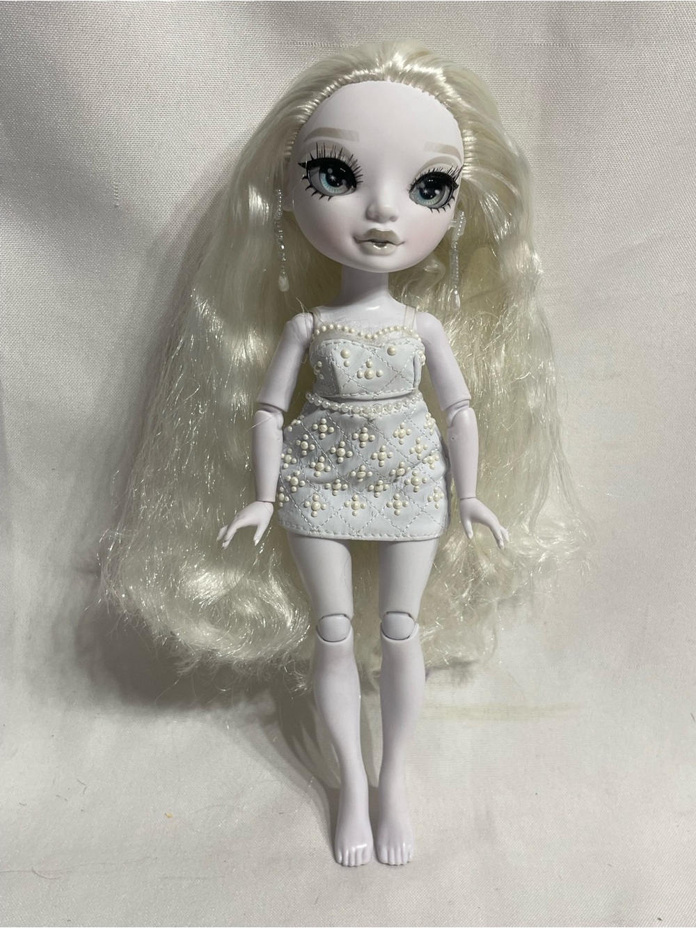 Rainbow High Shadow High Natasha Zima Fashion Doll Great Condition